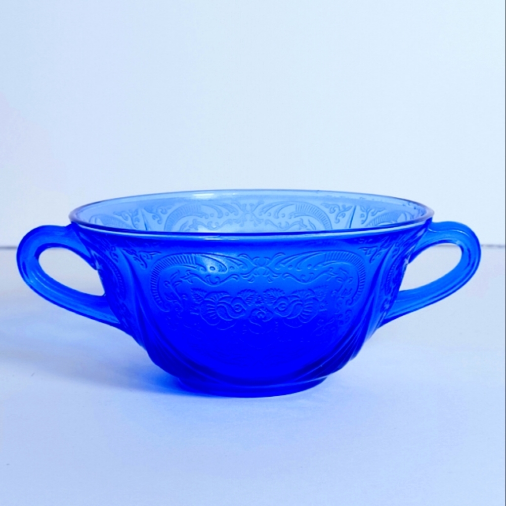 Vintage Cobalt Blue Depression Glass Cameo Pattern Sugar Bowl